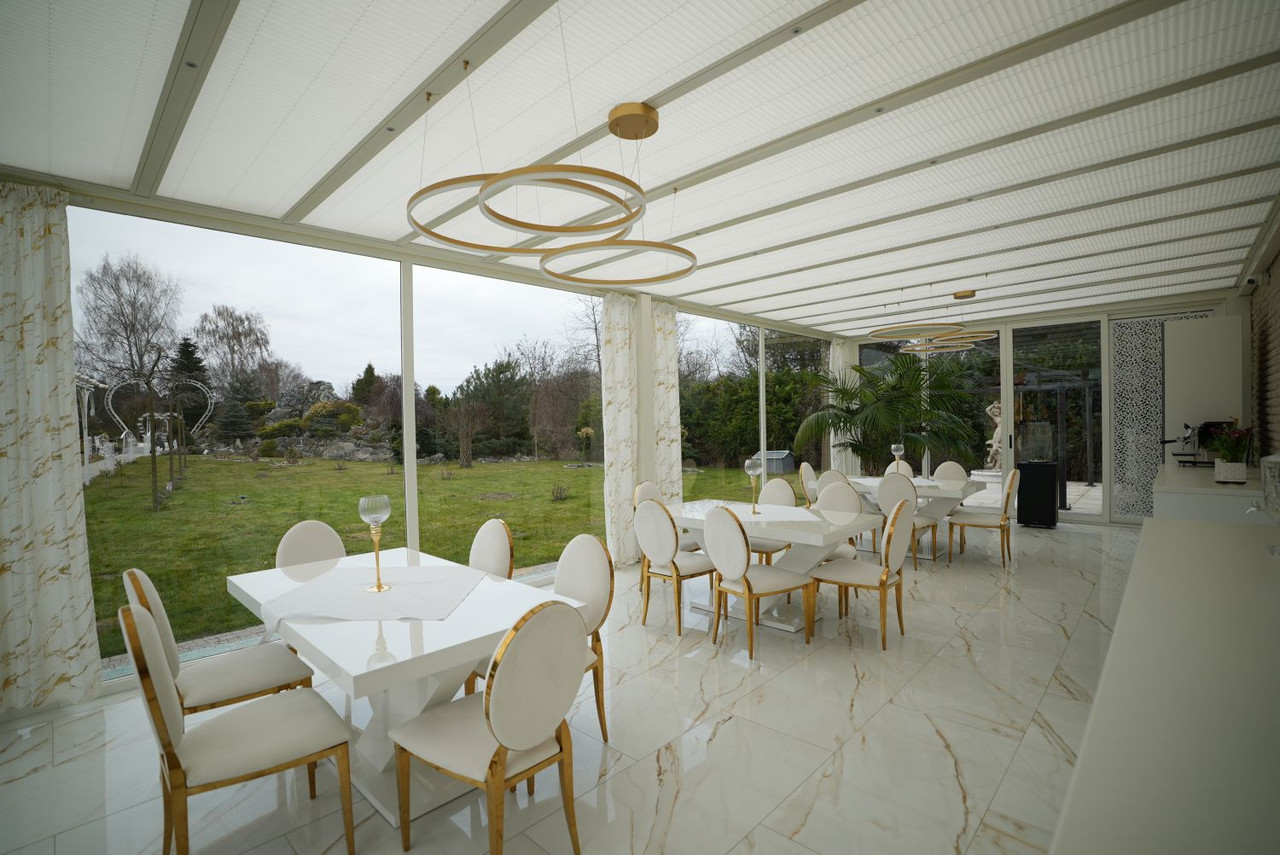 Realizacja ogrodu zimowego dla restauracji 12