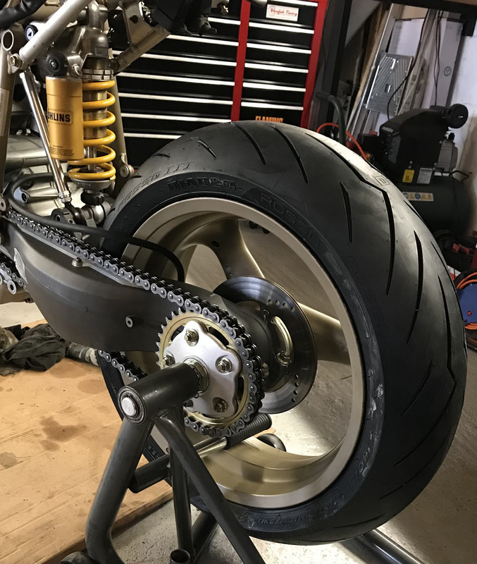 78181309-8149-4C3E-835D-737BF2B4BF89