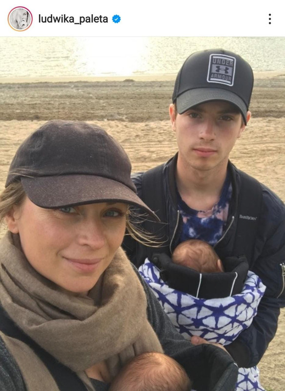 Foto de Ludwika Paleta con sus tres hijos causó furor en Instagram