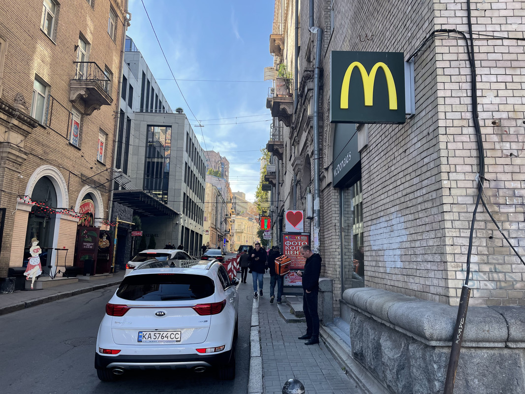 C7BB7930-0A9E-4700-91DB-5B394B19DD6E