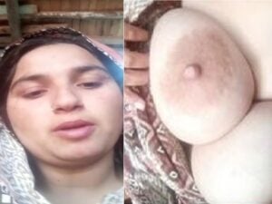 Paki bhabhi spreading her pssy and huge boob pressing
