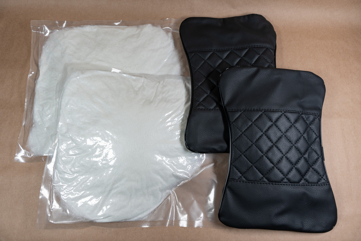 Bone Pillow Black Unpacked