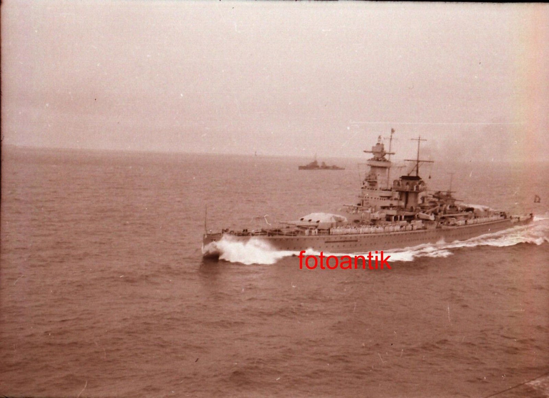2 WK, Marine, Schiff, Schlachtschiff, Geschütz-T