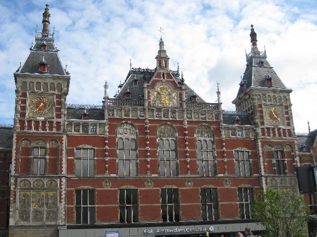 4 días por Amsterdam - Blogs de Holanda - Primer día: LLegada y traslado hotel andando por el Centro y el Este (3)