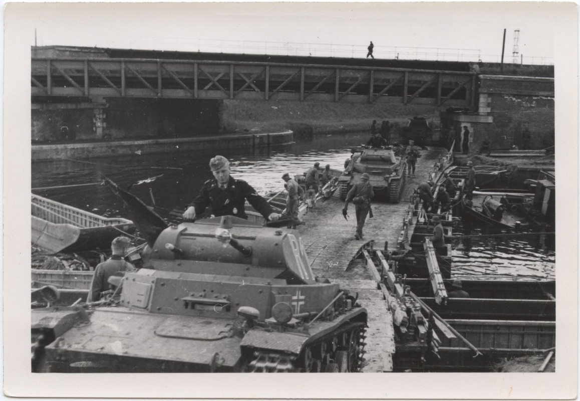 40-R tumblr_mv8mmhQ93S1sqeufwo1_1280