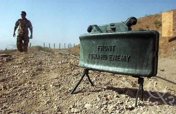 sn070202-Claymore-mine001.jpg