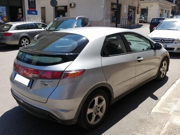 89e27f13-62bd-4703-ba9e-c9248883e2f5_honda-civic-2-2-diesel-140-