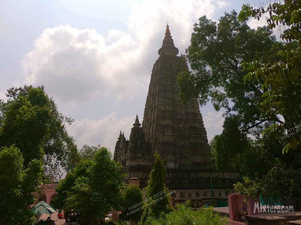 BBG&B12AStrollToSujataTemple - 13