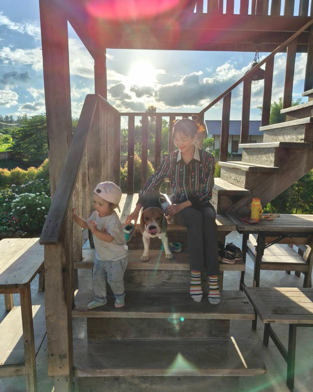 vikkiiexplorer-1717377805-3381932612192065458-54255420614