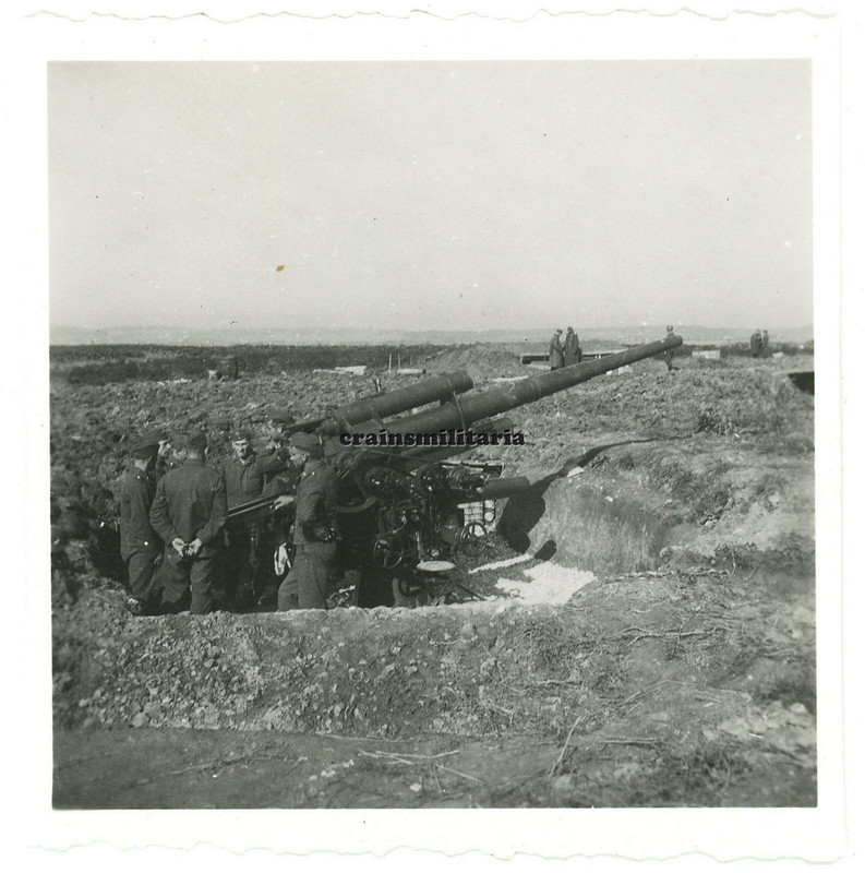 Orig Foto schweres Flak Geschutz in Stellung ROHRDORF b Eutingen im Gau 3