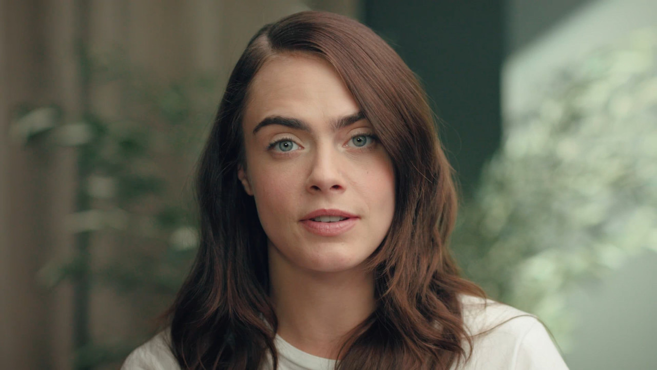 Planet Sex with Cara Delevingne_20230130_22402325.ts_snapshot_11.28.984