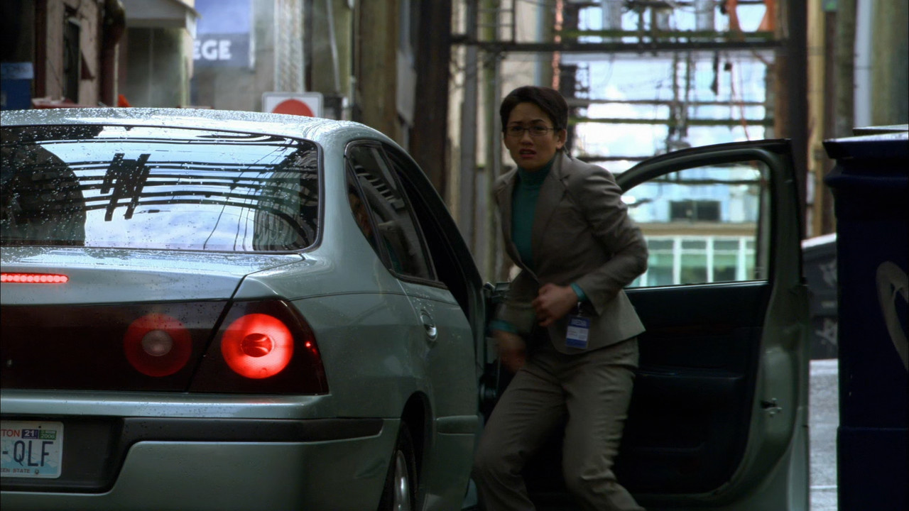 The 4400 (2004) - S03E01 - The New World (1) (1080p BluRay x265 