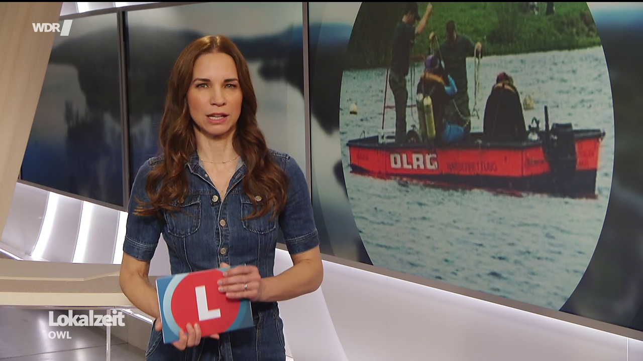Kristina Sterz WDR Lokalzeit OWL 24 04 2026 90X Caps 19