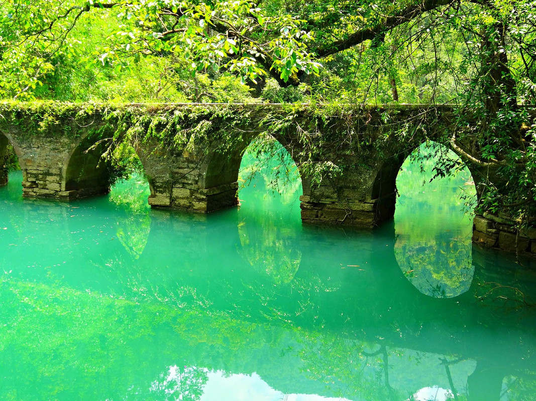 green-arches-asia-199944-1280.jpg