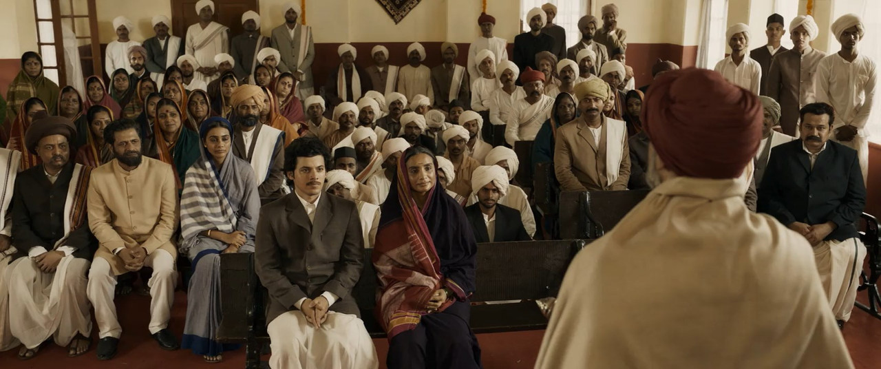 Phule 2025 WebRip [Hindi] 480p 720p ESub Screenshot