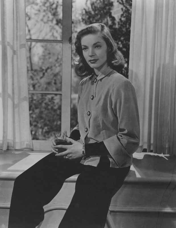 Lauren_Bacall_b80