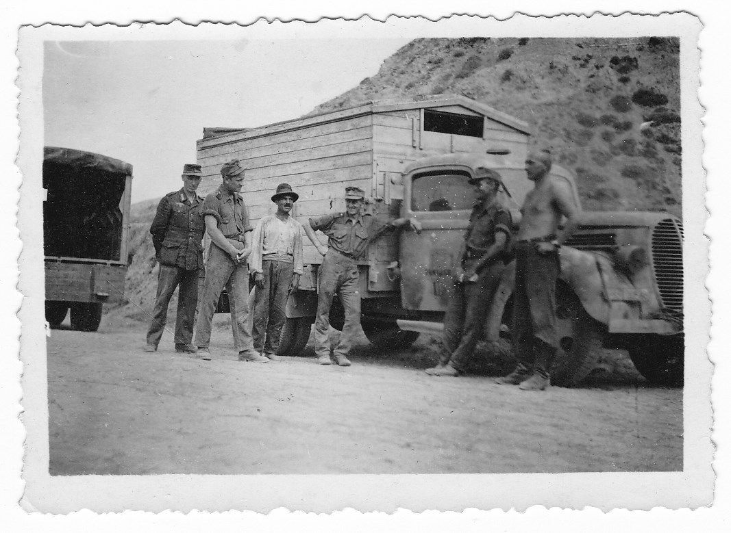 Wehrmacht Lkw Ford 917T, Armee Nachtrichten Abt, Serbien.