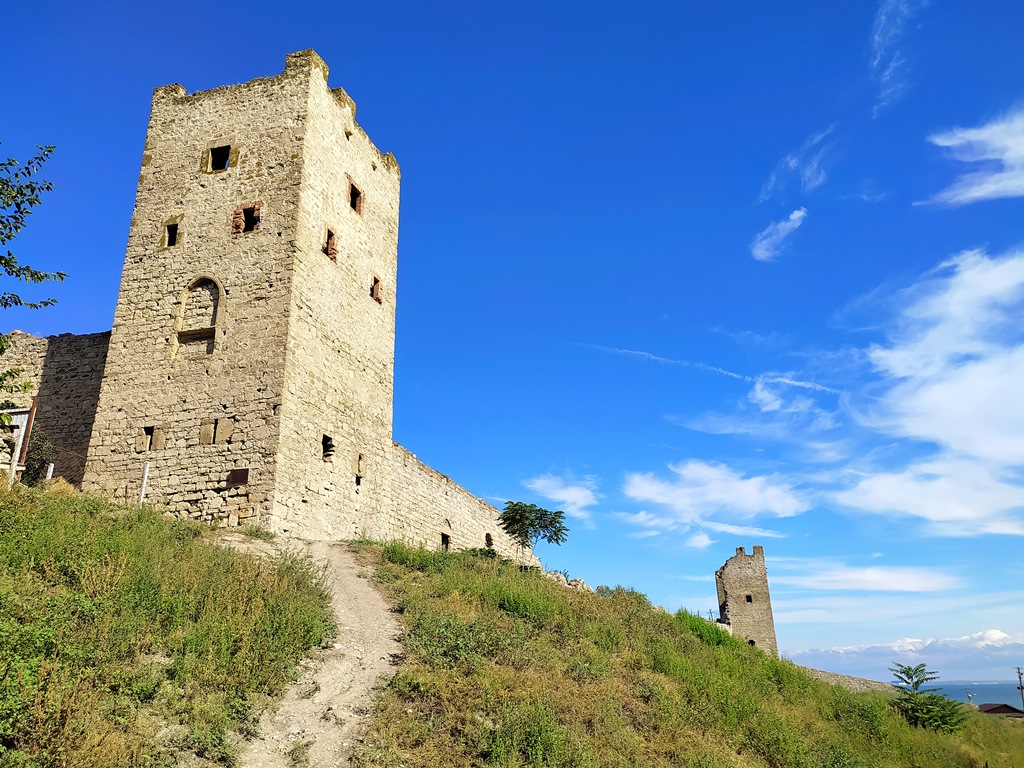 Непляжный Крым: Судак и Феодосия, Старый Крым и Новый Свет