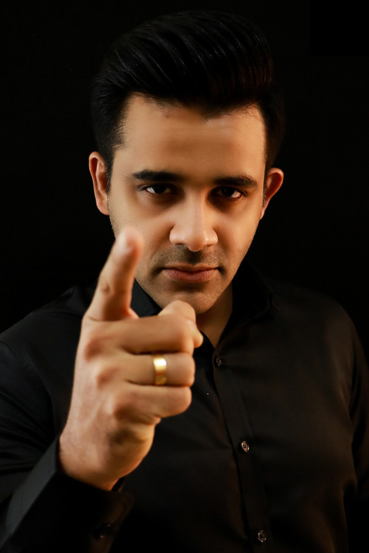 Saranga Disasekara New jpg utm source en wikipedia