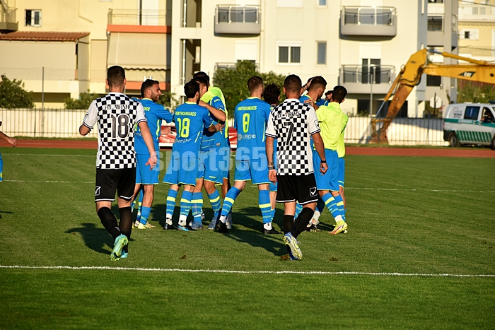 , &Tau;&epsilon;&lambda;&iota;&kappa;ό&sigmaf; &Kappa;&upsilon;&pi;έ&lambda;&lambda;&omicron;&upsilon; &Mu;&epsilon;&sigma;&sigma;&eta;&nu;ί&alpha;&sigmaf;: &Phi;&omega;&tau;&omicron;&rho;&epsilon;&pi;&omicron;&rho;&tau;ά&zeta; &alpha;&pi;&omicron; &tau;&eta;&nu; &Pi;&alpha;&rho;&alpha;&lambda;ί&alpha;