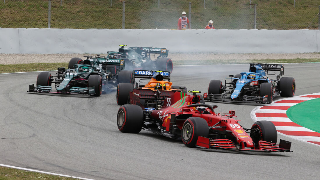 Charles-Leclerc-Ferrari-Formel-1-GP-Spanien-2021-Barcelona-Rennen-169Gallery-61d7e8c7-1793111