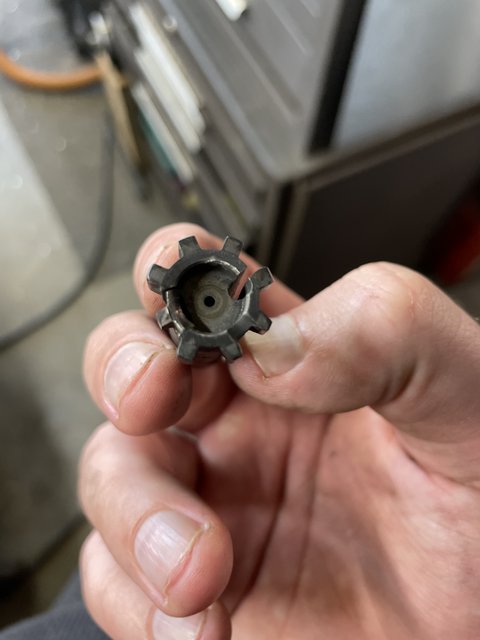 6E5F681B-44FF-4111-8D2F-74706A0E22C8