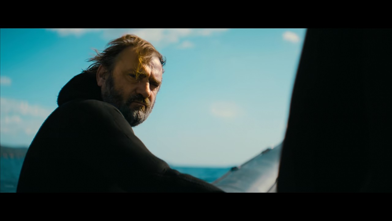 No-Limit-2022-Hindi-Fra-NF-WEB-DL-720p-AV1-AAC-6ch-ESub-mkv-snapshot-00-43-33-333