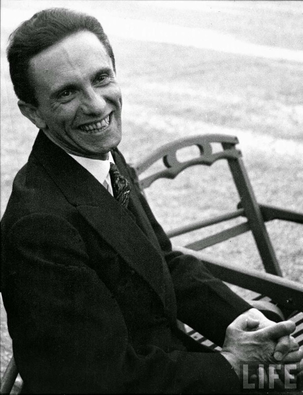 Eisenstaedt-Gebels-01.jpg