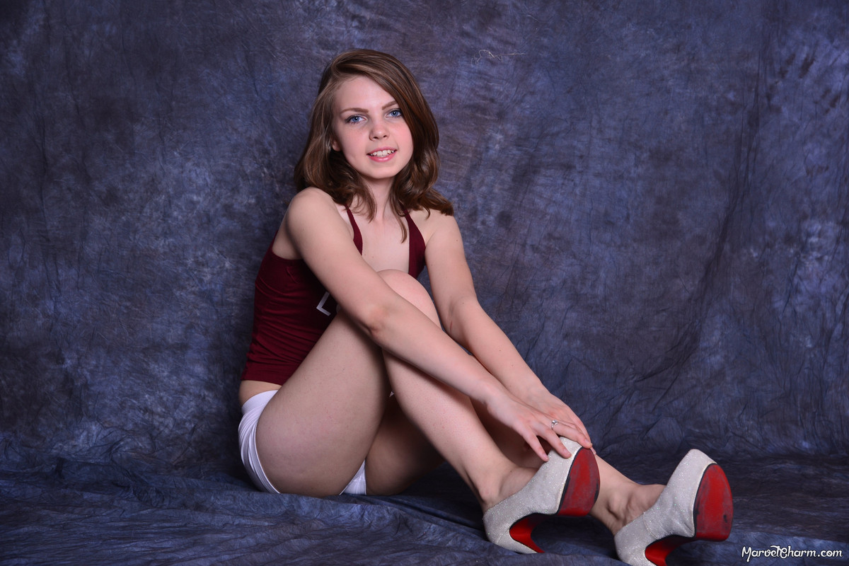 MarvelCharm_Rebecca-First-Time-Topless-077