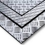 Tôle striée de protection