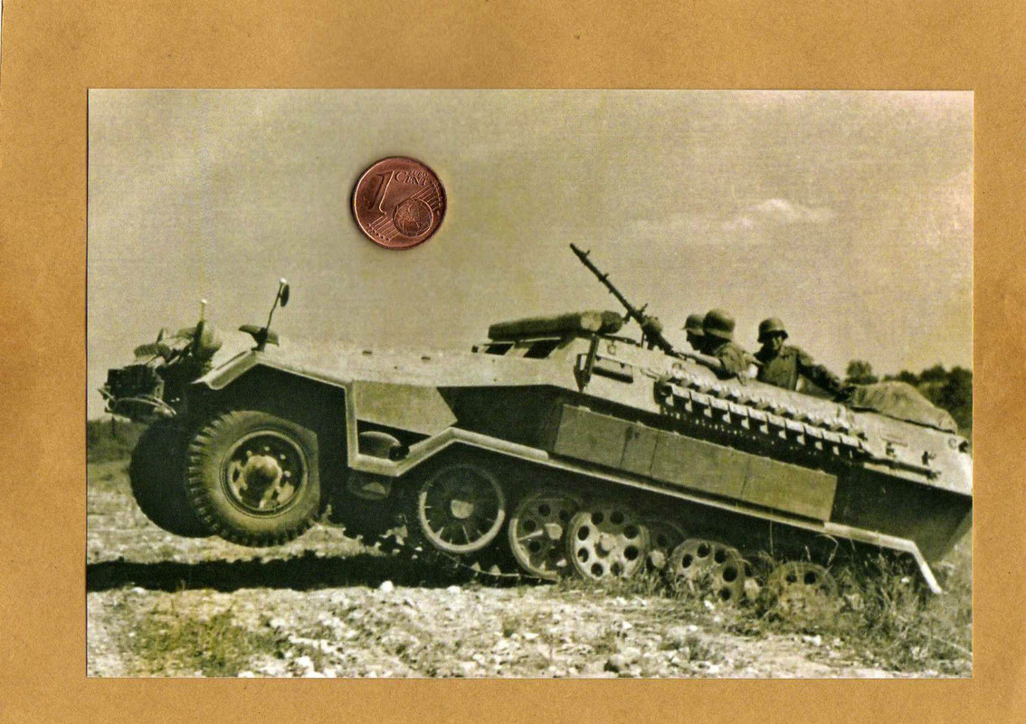 PANZERSPÄHWAGEN SD.KFZ 251 HALBKETTENFAHRZEUG 2.