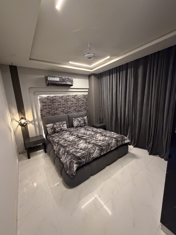 2 Bhk Pool Table, Penthouse, Zameen Opal, photo 4