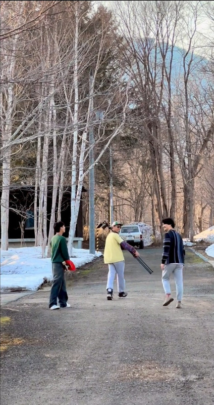 LINE-ALBUM-2142025-250421-7