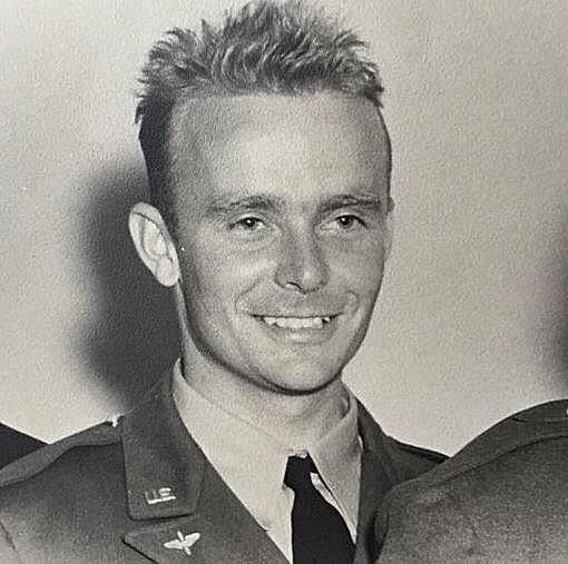 BITSIE-MAJ-WALTER-TULLOCH-FOTOR.jpg