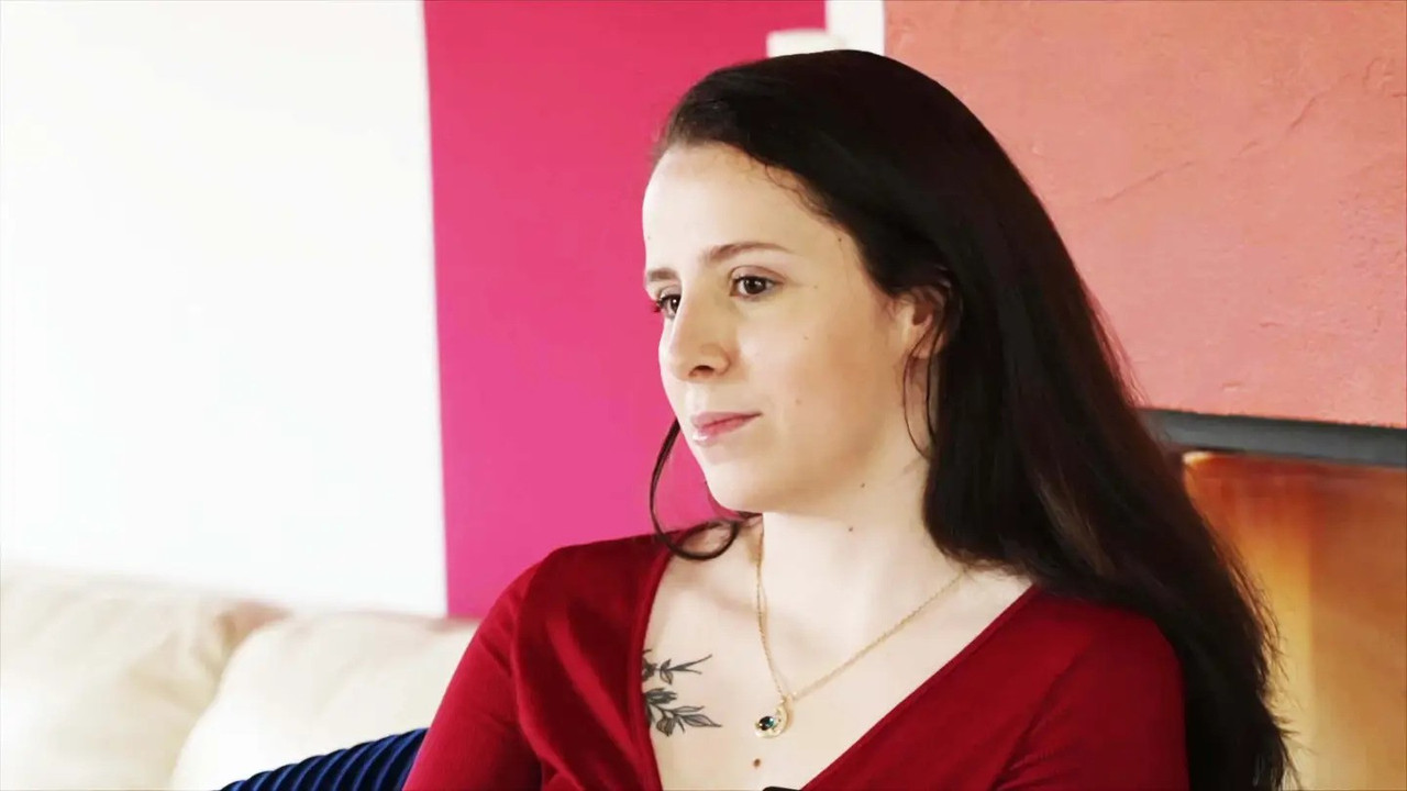 JacquieEtMichelTV 25 05 08 Lily 30 years old from Lyon!