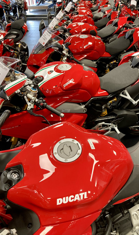 2B152C22-5A16-4AF3-BAB0-3DE57FE9807E