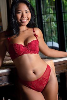 Tucky - Crimson Glam-0108
