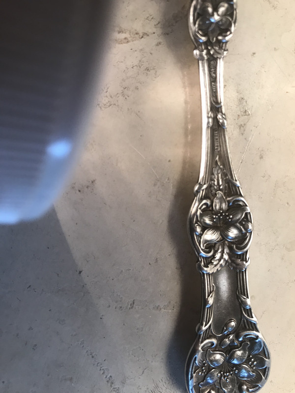 37648C9D-1571-4F81-8330-617D497E5B1E