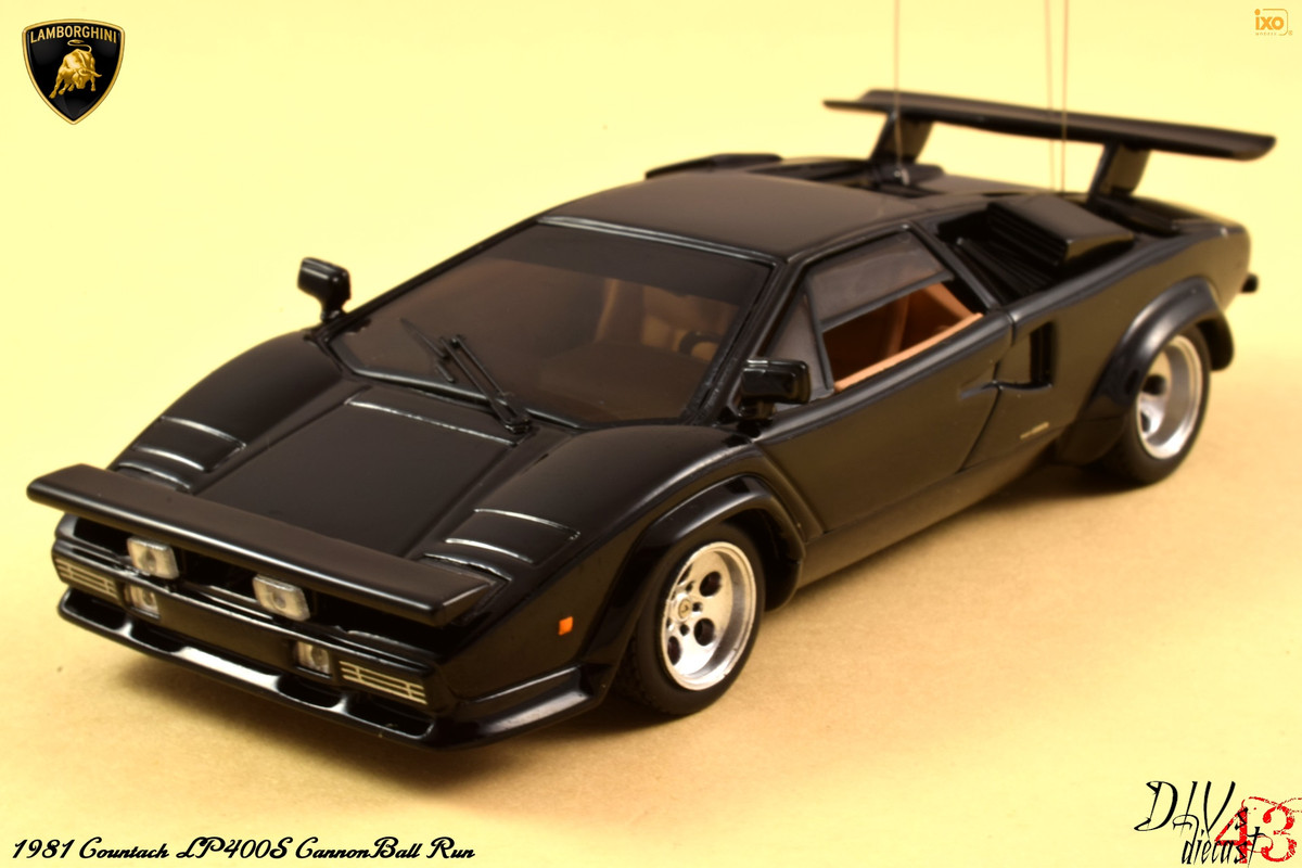 Lamborghini_Countach_CannonBall_Run_IXO (1)