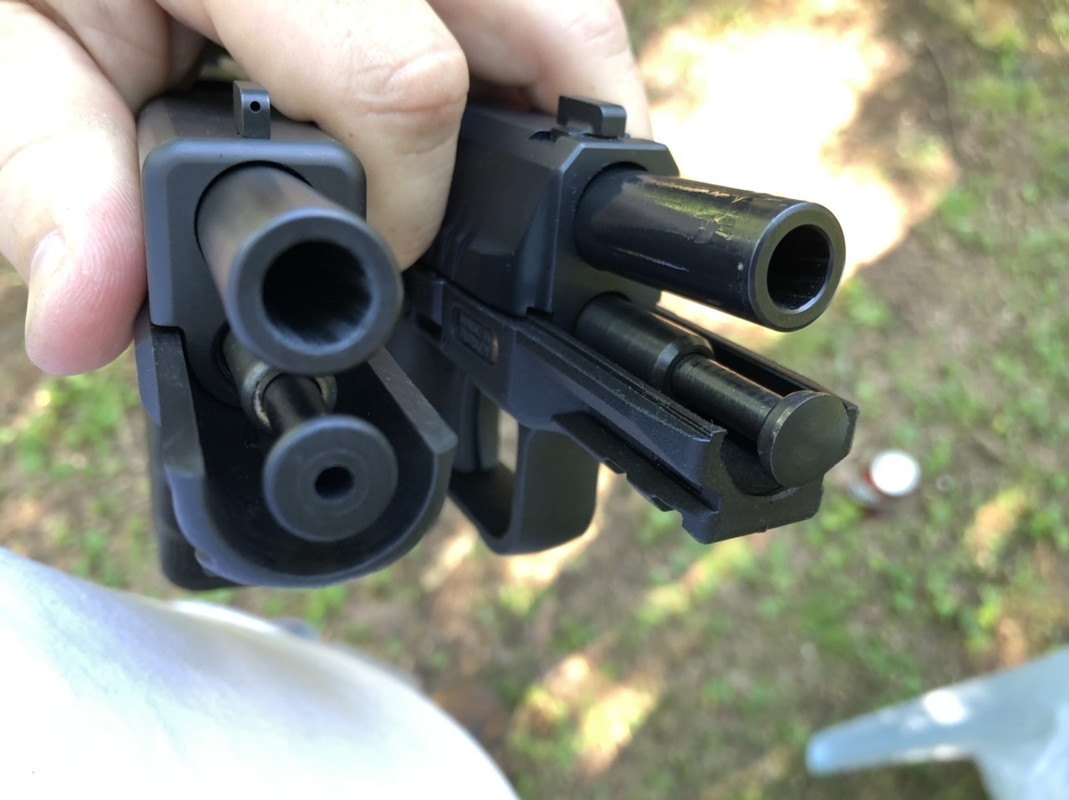 F9237280-F7E8-4B21-B85A-E7E843101624