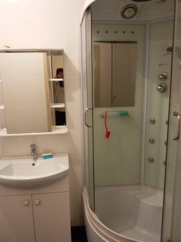 67D069F5-50CB-43EE-BEDC-A7F7AE4DE86C