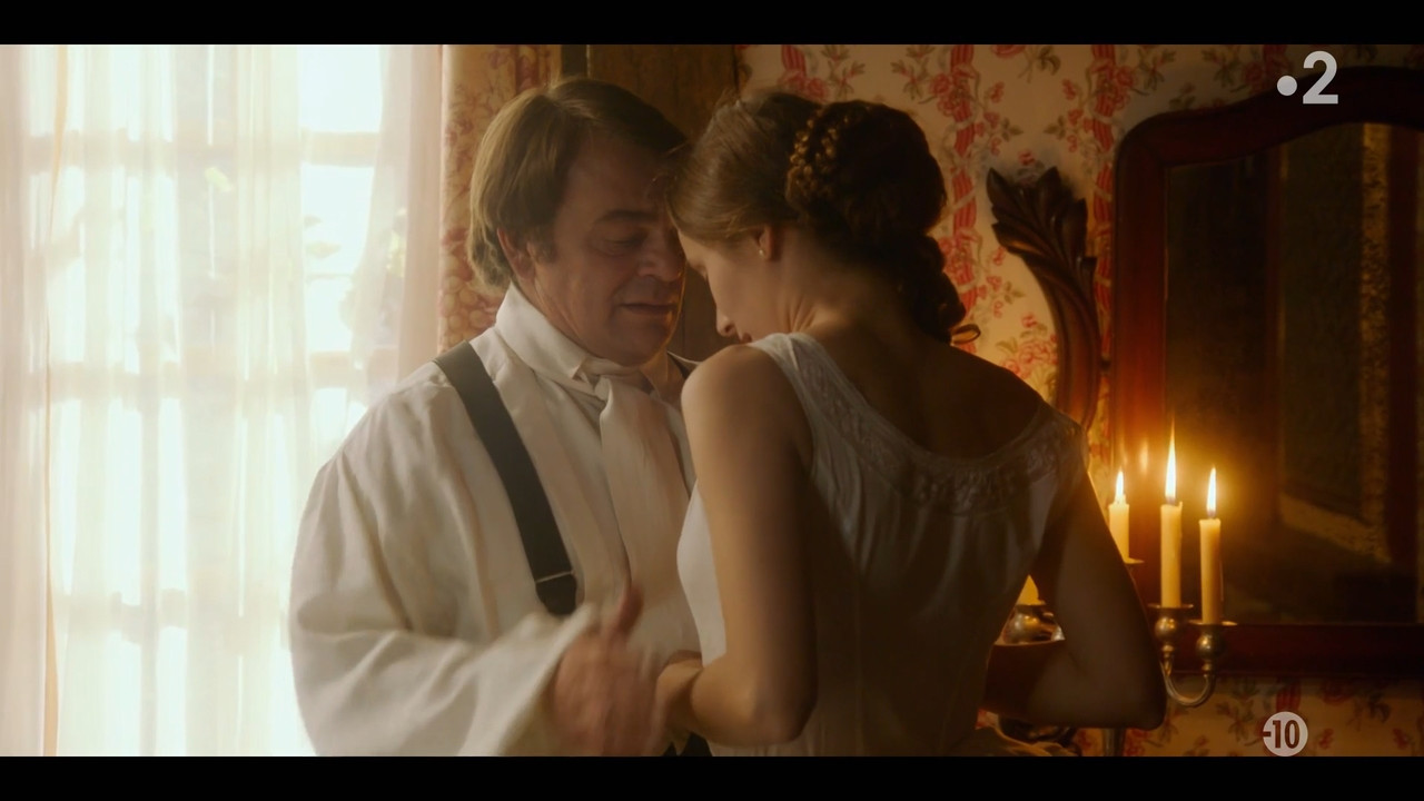 2021-12-13_21_05_Fr2_Emma-Bovary.mp4_snapshot_17.12.558