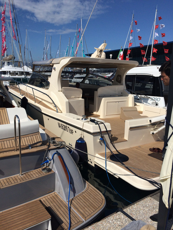 6C5711CD-83A8-43A6-81AB-376512BD652B