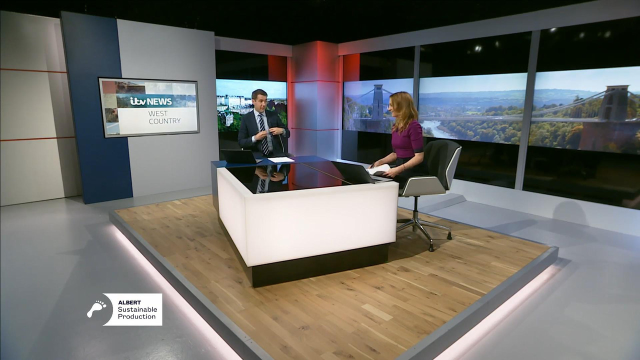 06.24 - 18.00.00 - Itv News London. The Latest News In London And The...-1.m4v_snapshot_32.40_[2021.