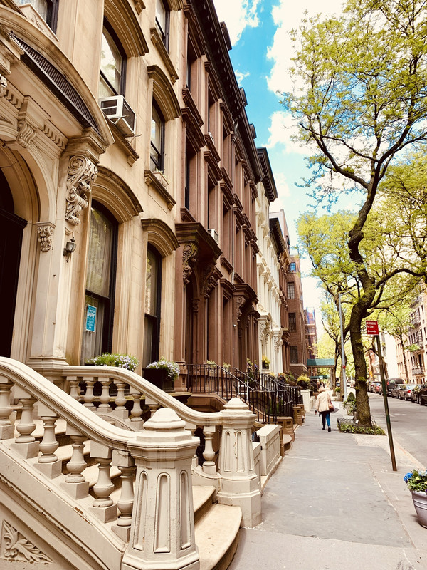 2CB6BEDD-0EAB-45FB-A63A-353BFACE2F4B