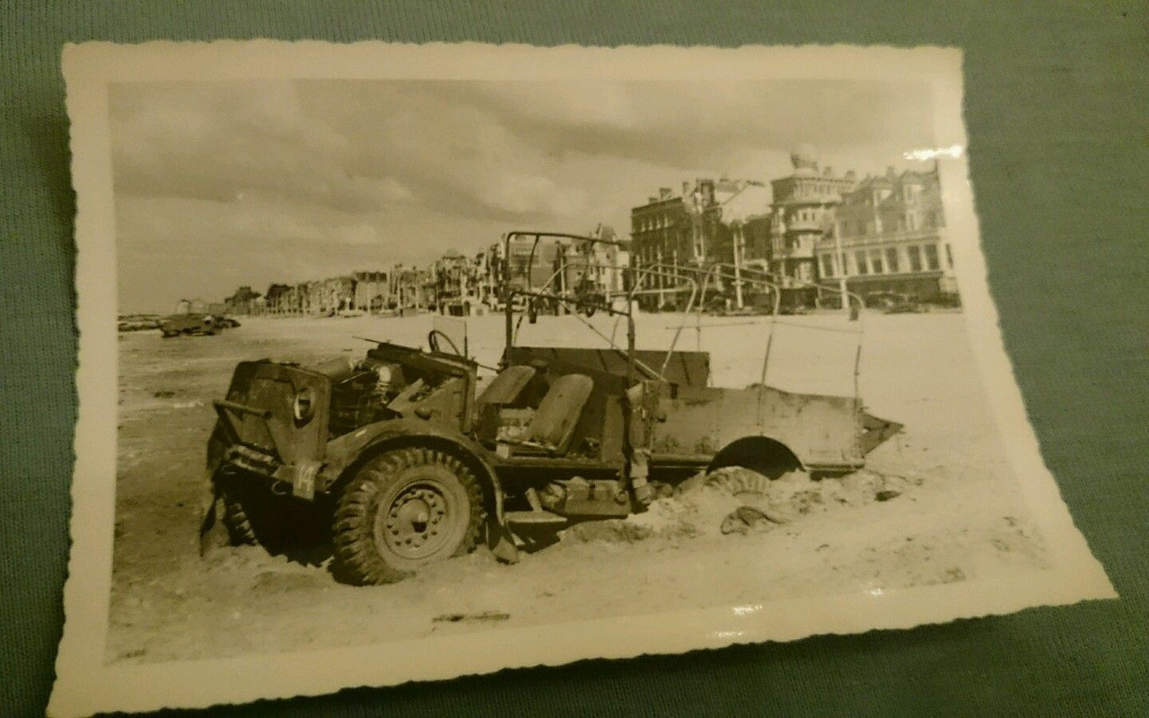 Frankreich Dünkirchen Fahrzeug Strand Beute Jeep