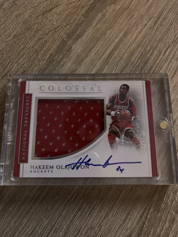 2CF2B75B-633A-41C9-A566-E21A7F461A87