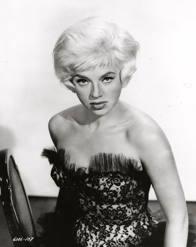 Diana Dors c73