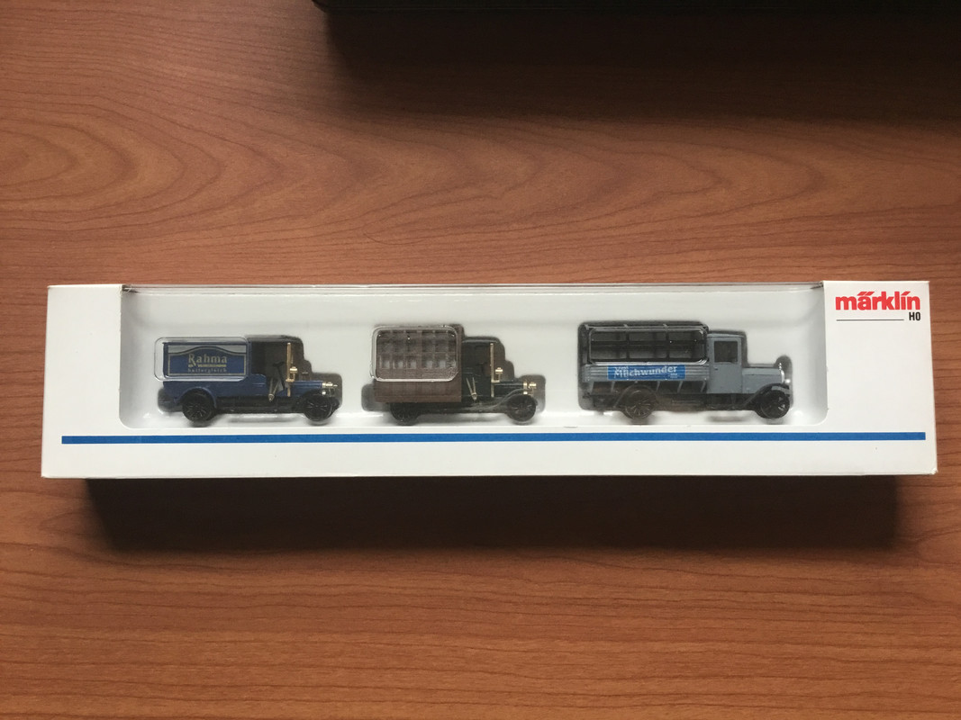 3AC6B995-1017-4517-86C6-B02392BC9C4A