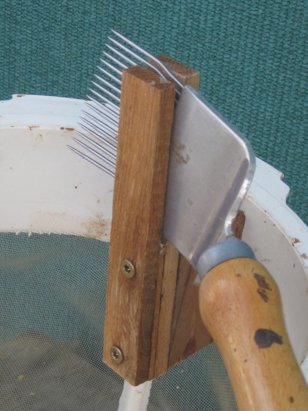 Technológie včelárske 010